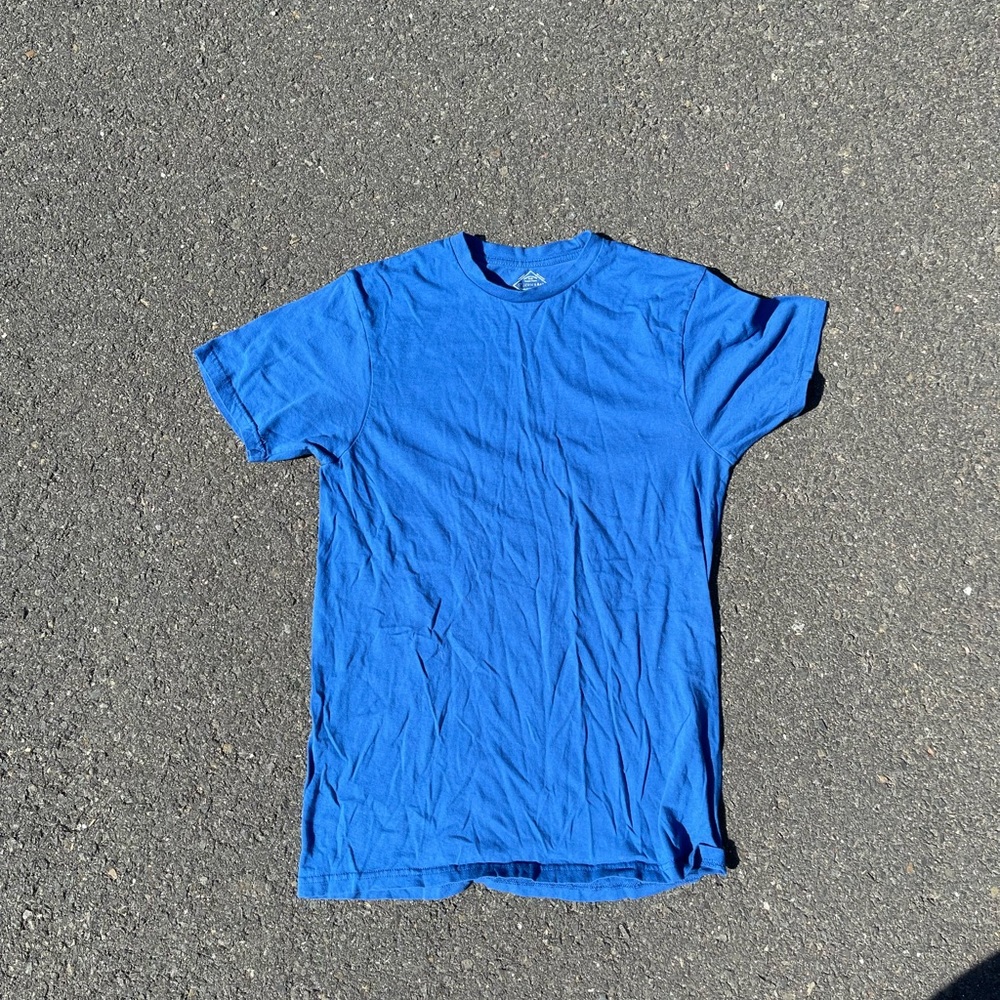 St. John’s Bay blue t shirt
